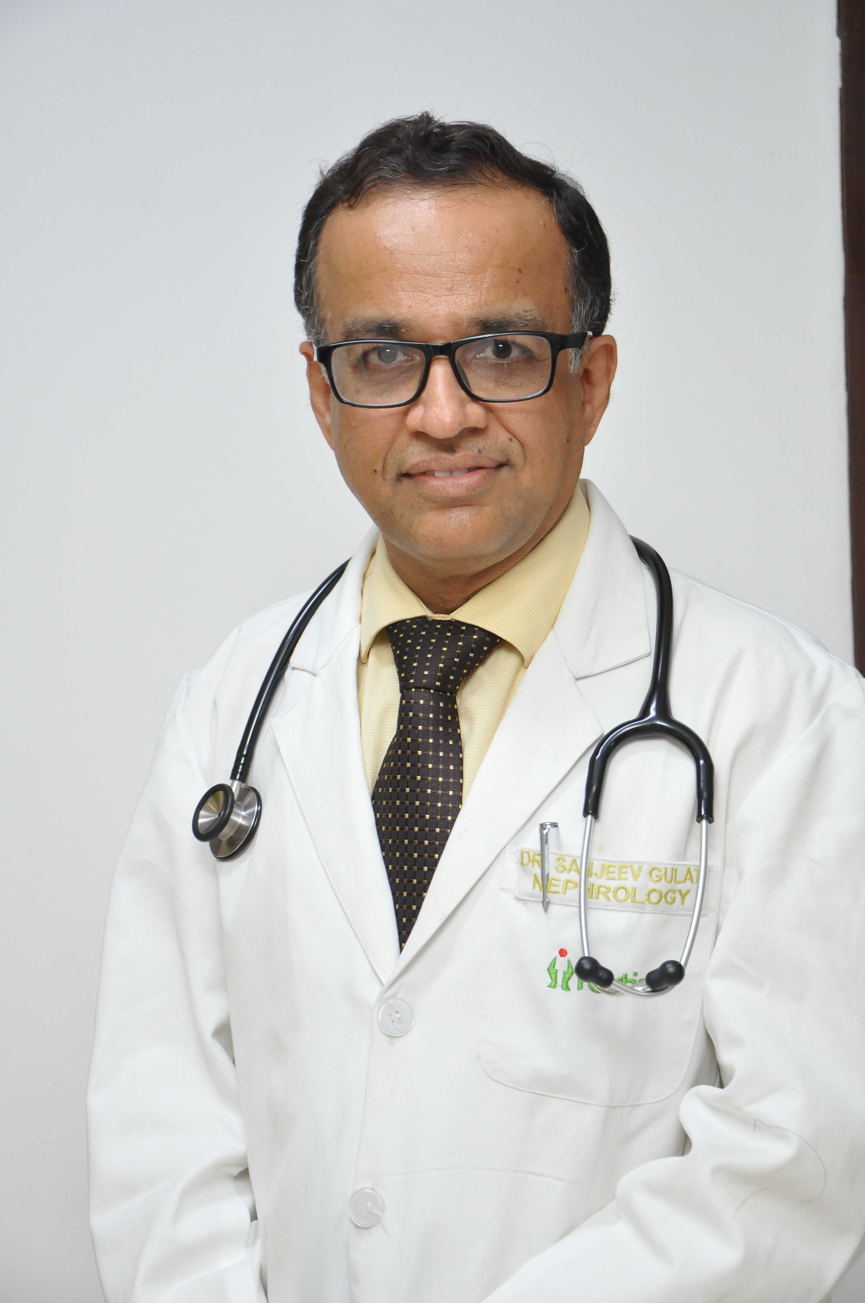 Dr. Sanjeev Gulati Nephrology Fortis Flt. Lt. Rajan Dhall Hospital, Vasant Kunj